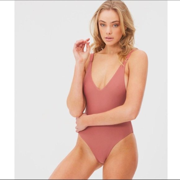 Lulu's Charlie Holiday Sahara One-Piece in Mauve - Picture 3 of 9